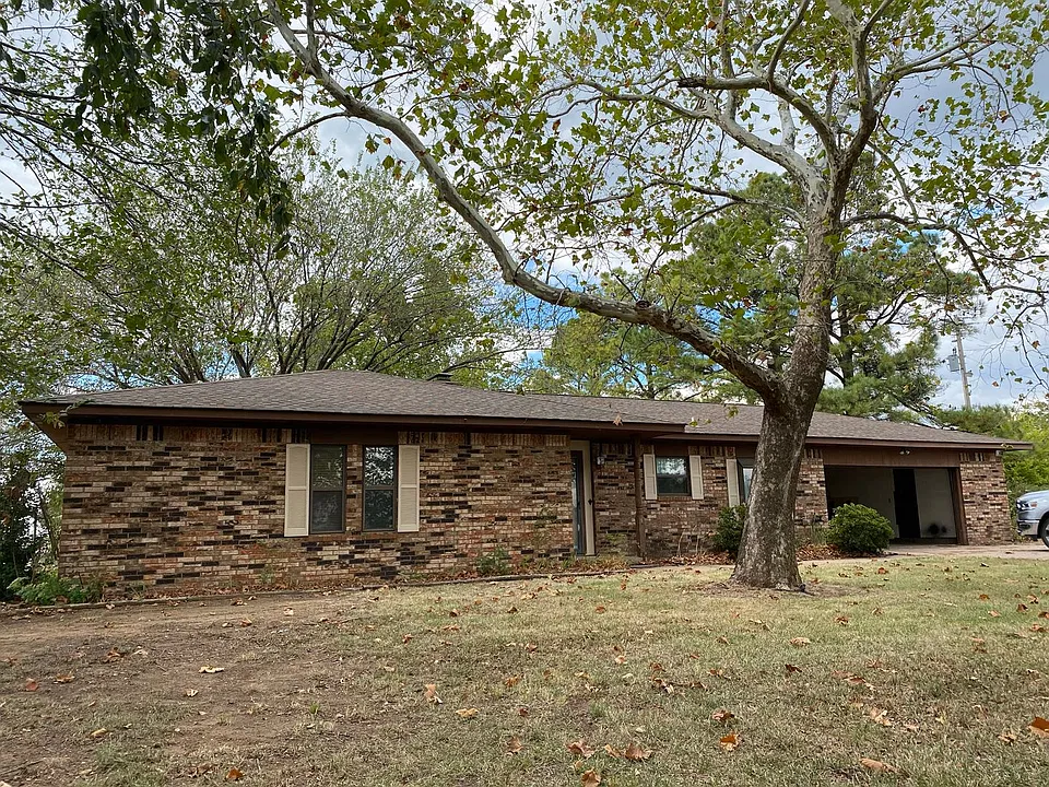 2920 N Country Club Rd