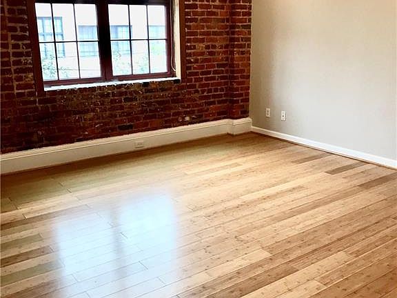 4th image of 815 Porter St #U307