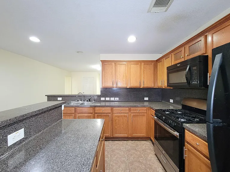 12835 Regal Oaks Bend Ln — Photo 9
