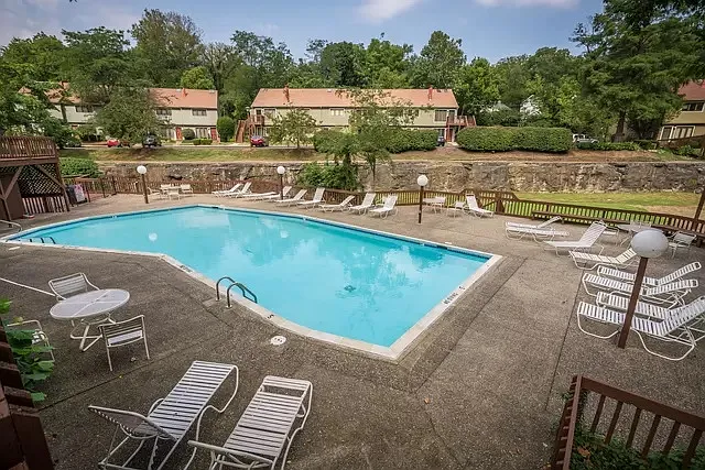 321 Crescent Spring Dr — Photo 14