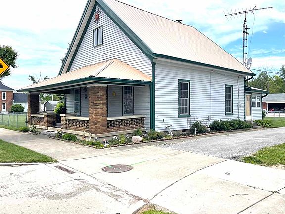 3rd image of 2164 E Cumberland St