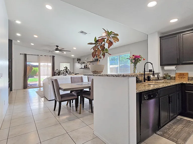 3913 S 185th Ln — Photo 13