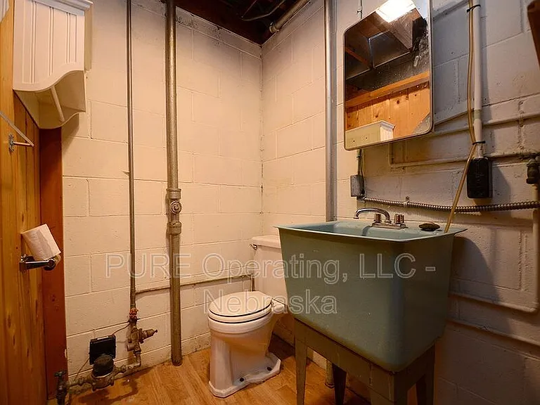 3333 S 82nd St — Photo 24