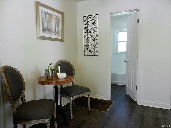 5th image of 3200 E Main St APT 8