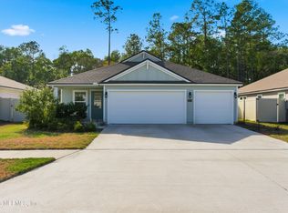 65672 EDGEWATER Drive, Yulee, FL 32097