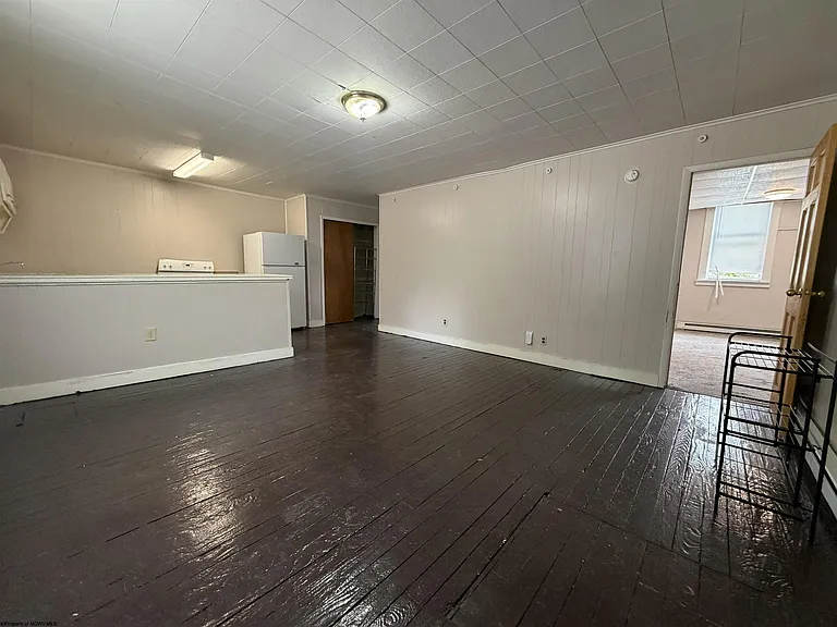 924 Willey St — Photo 3