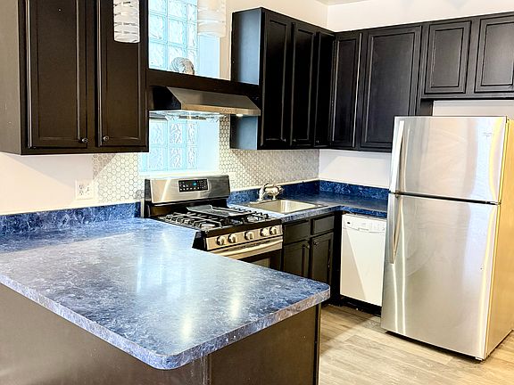 4th image of 3415 S Lituanica Ave #1