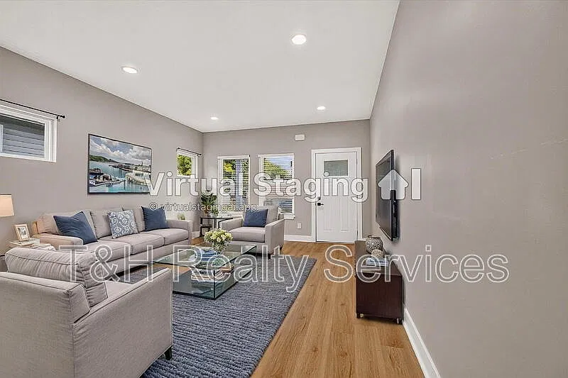 2 bed, 2.5 bath, 1418 sqft, $1,625 — Photo 4