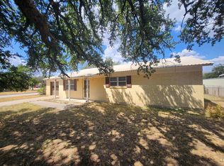 202 Green St, Eden, TX 76837
