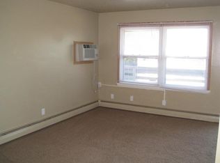 331 S Lucas St APT 5, Iowa City, IA 52240