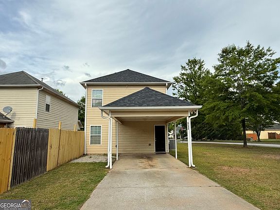 5th image of 6132 Ruth St SW