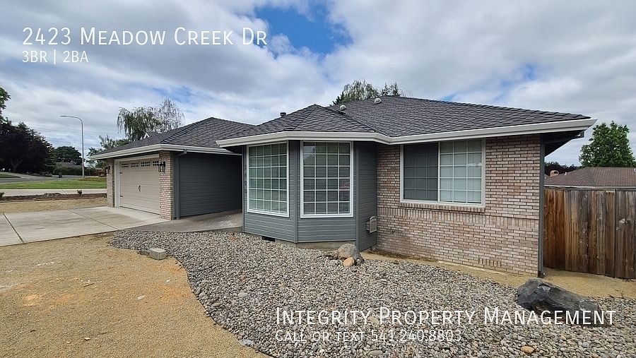 1st image of 2423 Meadow Creek Dr