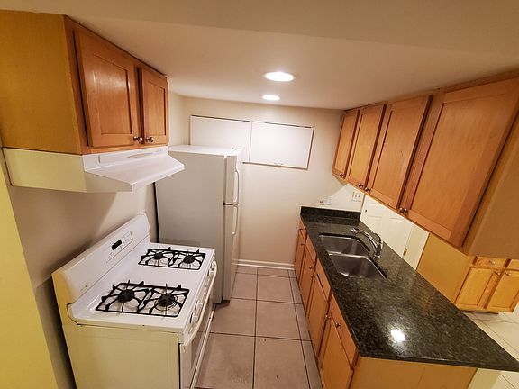 3rd image of 2628 W Thomas St #B