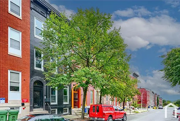 2 bed, 1100 sqft, $1,950 — Photo 2