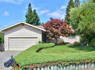 1101 Sunnyside Dr, Healdsburg, CA 95448