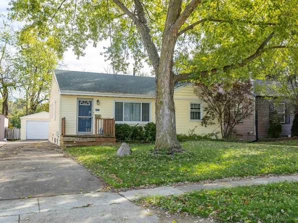 2717 57th St, Des Moines, IA 50310