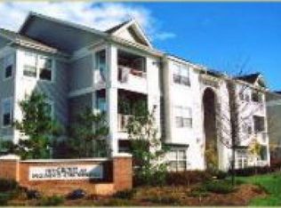 21892 Blossom Hill Ter, Ashburn, VA 20147