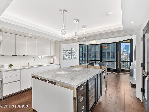 5th image of 990 N Lake Shore Dr APT 26C