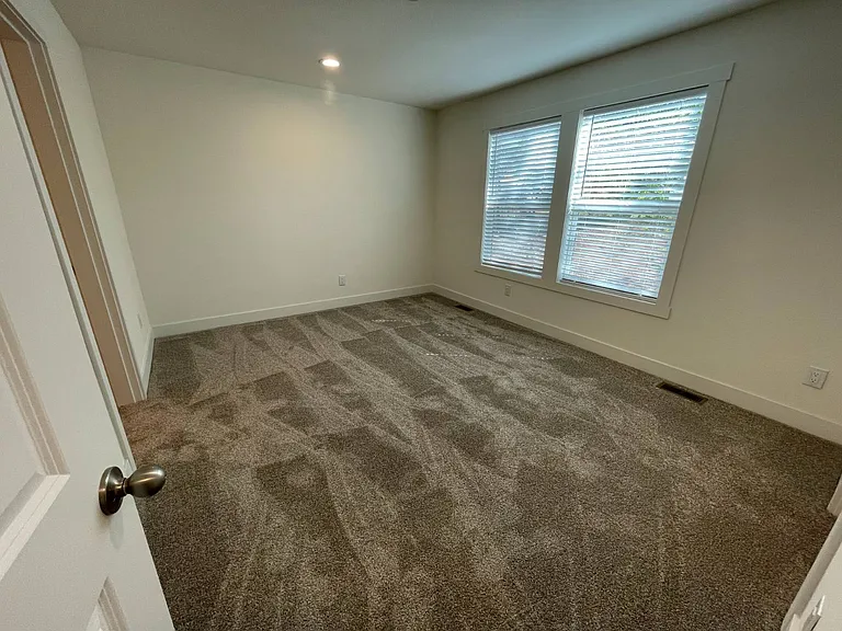 5427 Edgewood Ln #4E — Photo 6