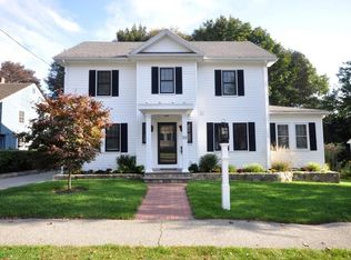 32 Upland Rd, Arlington, MA 02474