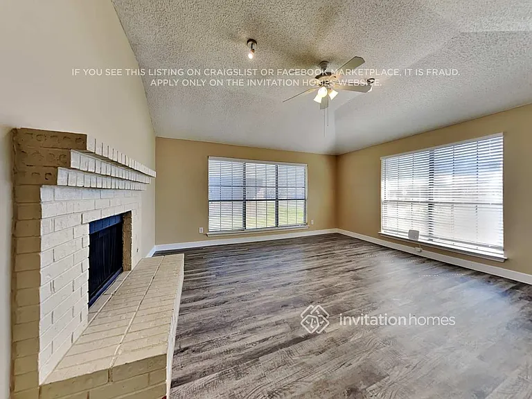 7301 Seascape Dr — Photo 3