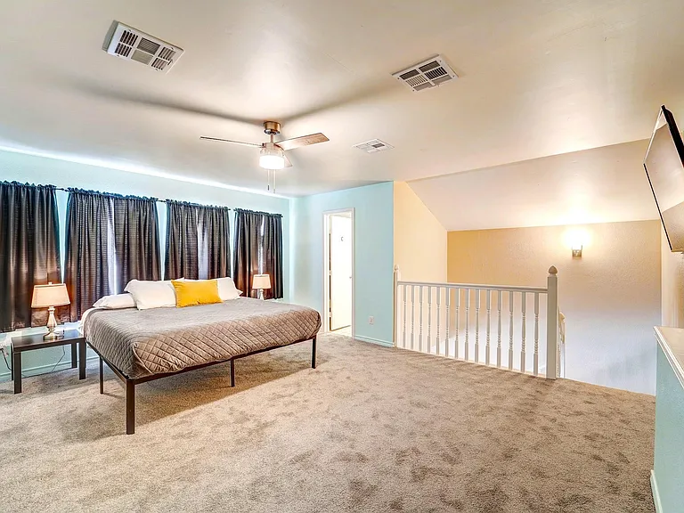 8111 Pine Green Ln — Photo 25