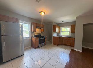 853-855 S 12th St #C, Newark, NJ 07108
