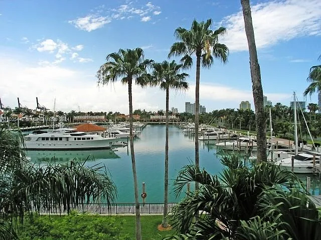 19223 Fisher Island Dr #19223 — Photo 46