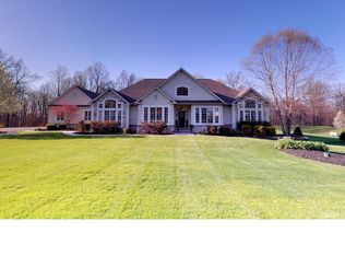 129 Dominic Dr, Coatesville, PA 19320