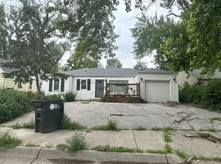 6530 N 35th St, Omaha, NE 68112