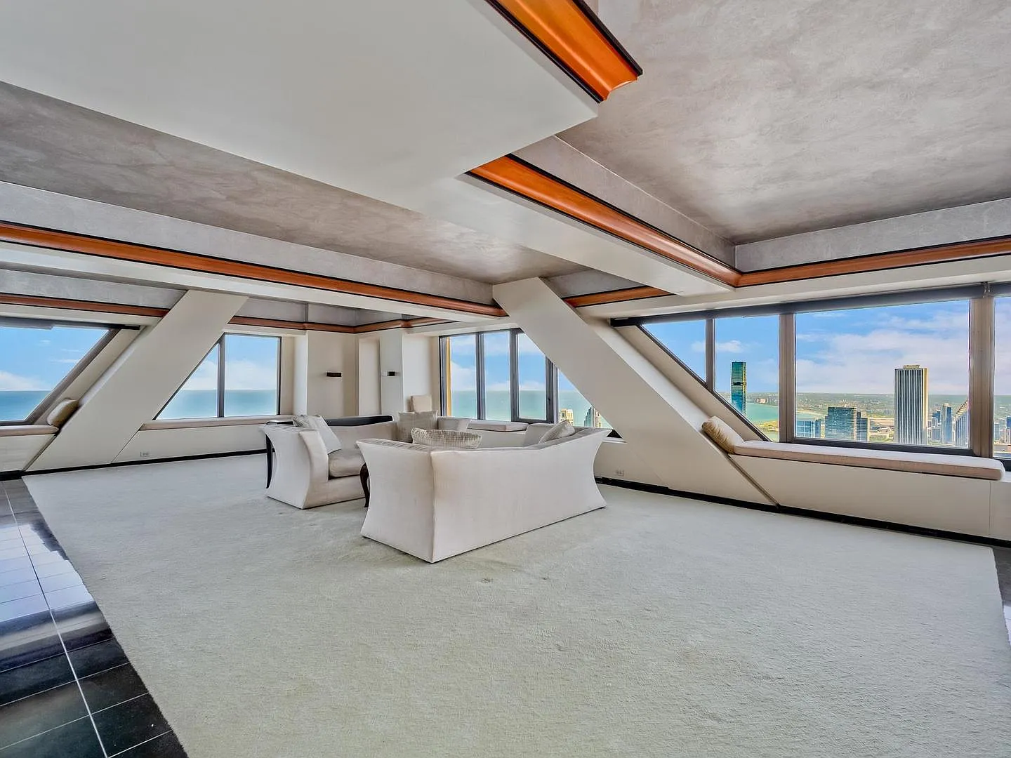 1 bed, 2.5 bath, 1949 sqft, $6,000 — Photo 4