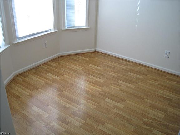 5th image of 509 Sunninghill Ct