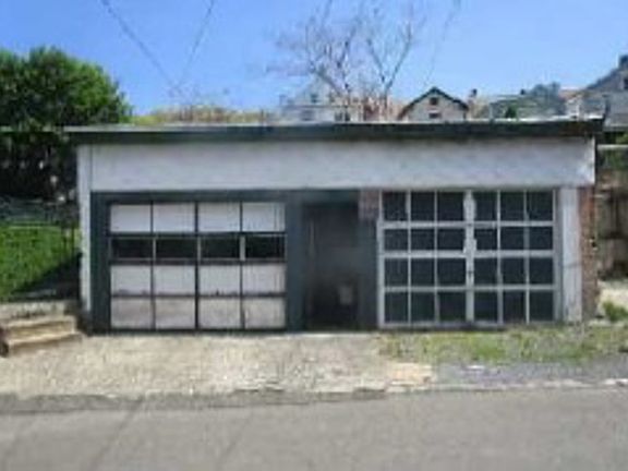 Exterior Features