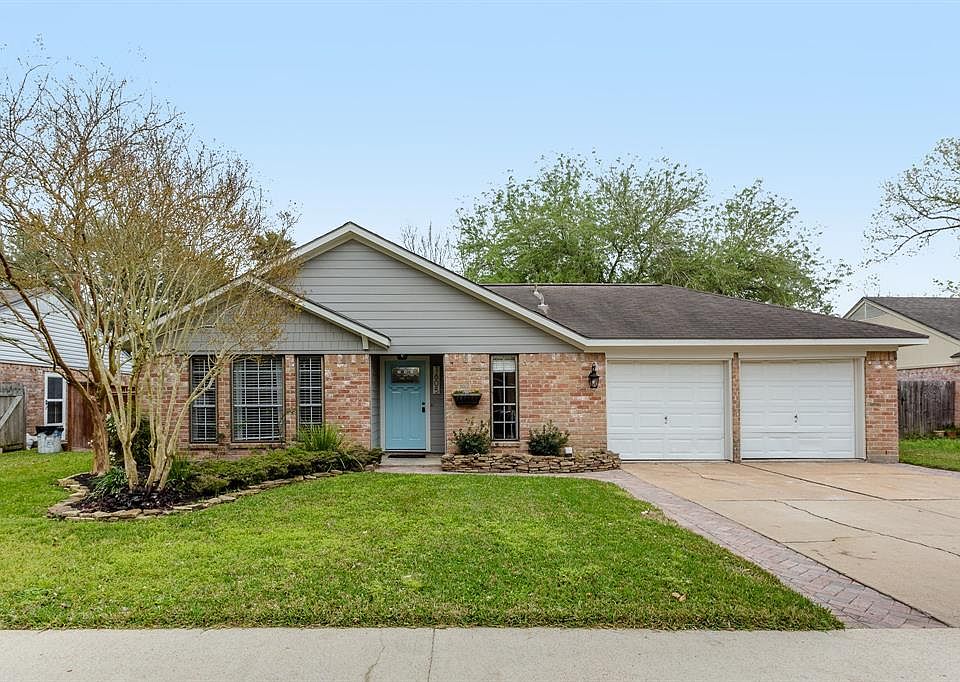 1st image of 1605 Pecan Hollow St
