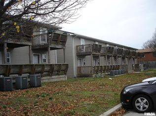 402 E Hester St, Carbondale, IL 62901