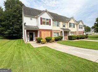 268 Brookview Dr, Riverdale, GA 30274