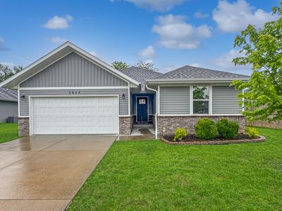 3824 N Spring Branch Avenue, Springfield, MO, 65803