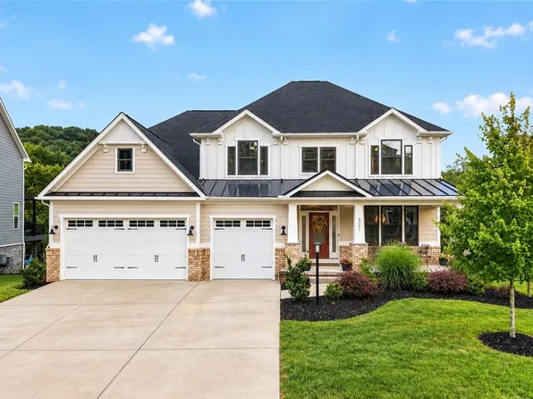 321 Crest Ln, Mars, PA 16046