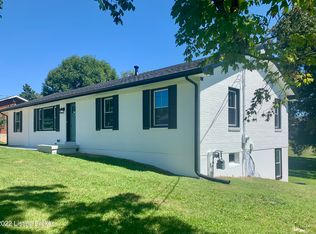 1265 Deering Ln, Radcliff, KY 40160