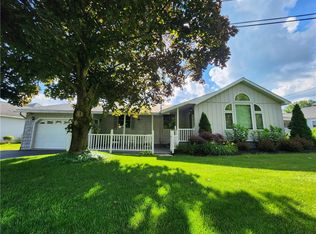 182 Latonka Dr, Mercer, PA 16137