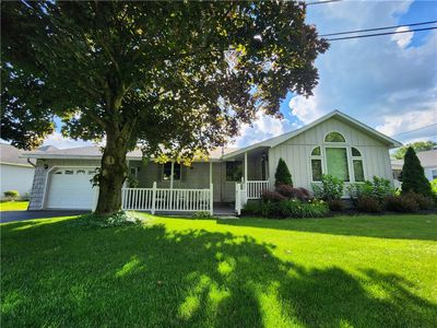 182 Latonka Dr, Mercer, PA, 16137