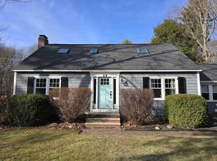 17 Birch Dr, Hampton Falls, NH 03844