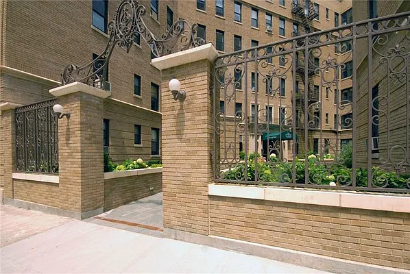 Rented by Keller Williams NYC | media 11