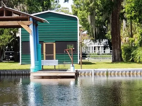 159 SE 241st St, Old Town, FL 32680