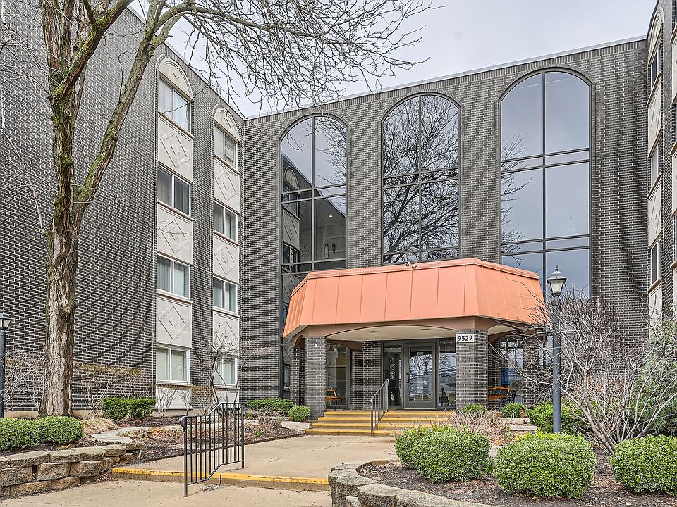 1st image of 9529 Bronx Pl #409