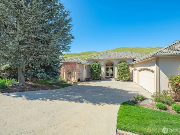 2062 Maiden Lane, Wenatchee, WA 98801