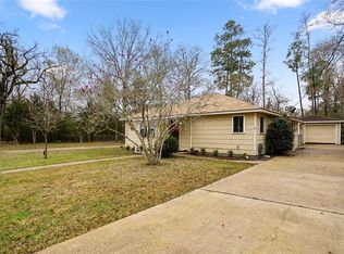 5 Top Flite Ln, Trinity, TX 75862