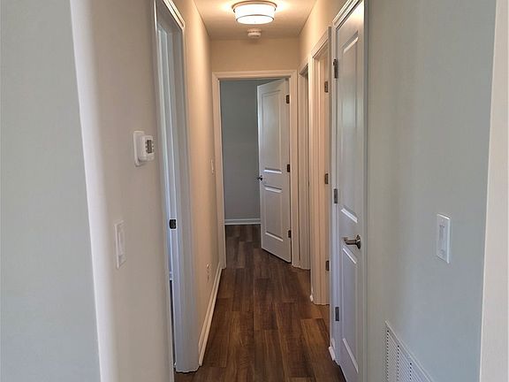 3rd image of 1549 Azalea Dr