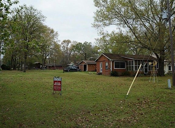 4th image of 295 Pine Brook Dr