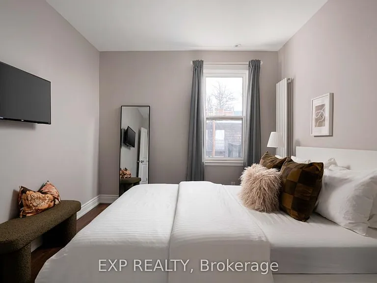 8 Springhurst Ave — Photo 5